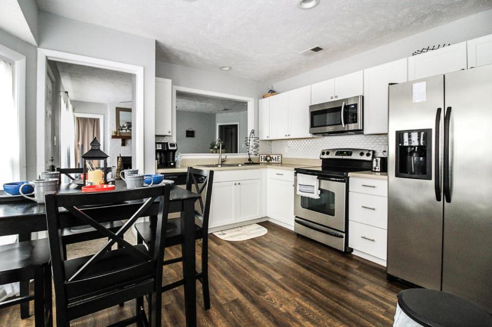 פייטוויל Cozy Cottage Feel, 5 Mins From Ft. Bragg מראה חיצוני תמונה