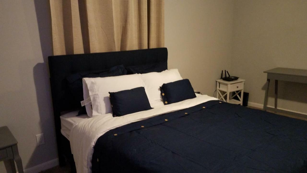 פייטוויל Cozy Cottage Feel, 5 Mins From Ft. Bragg מראה חיצוני תמונה